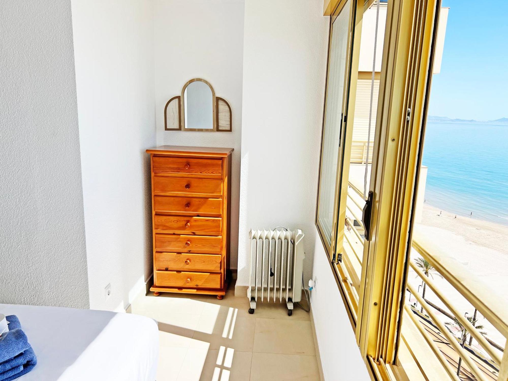 Ferienwohnung Oasis Frente Al Mar. Parking Gratis El Campello Exterior foto