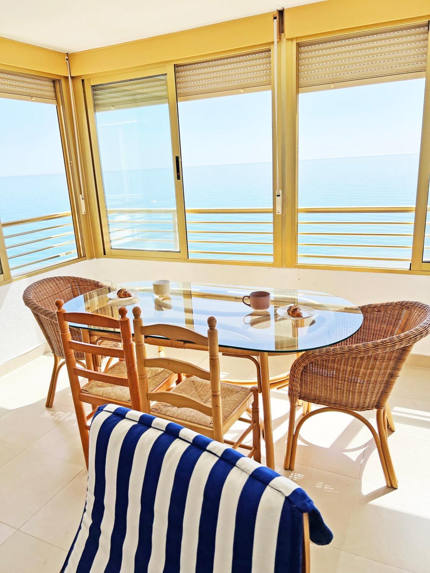 Ferienwohnung Oasis Frente Al Mar. Parking Gratis El Campello Exterior foto